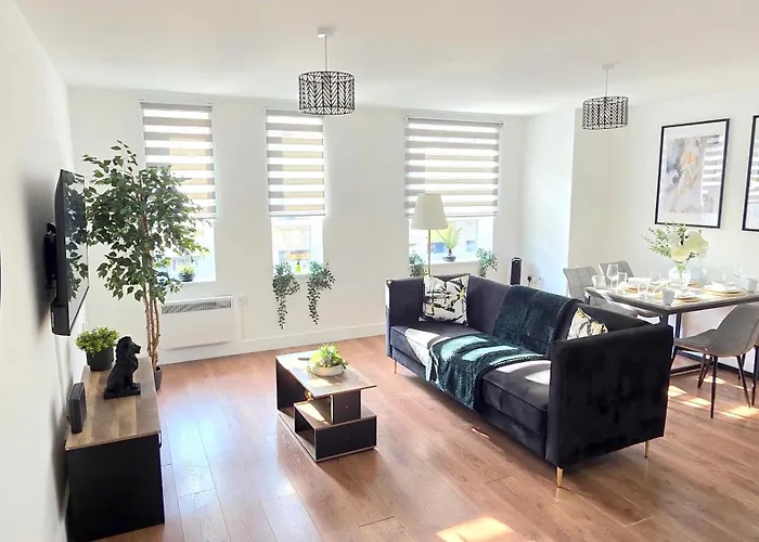 Hidden Chapter Manchester 2 Bedrooms s By Bevolve